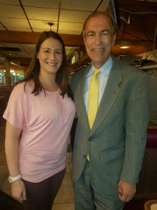 defensora de la arthritis y diputado scott garrett